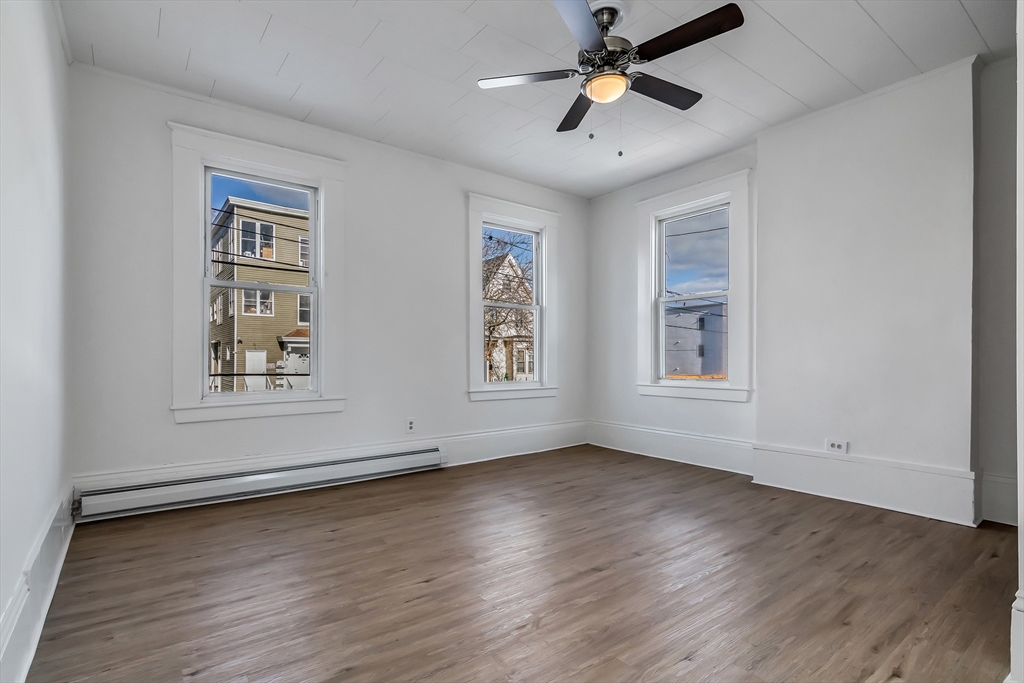 3 bed, 1 bath apartment for rent at 40 Summer St Unit 1, Lawrence — photo 16 of 18