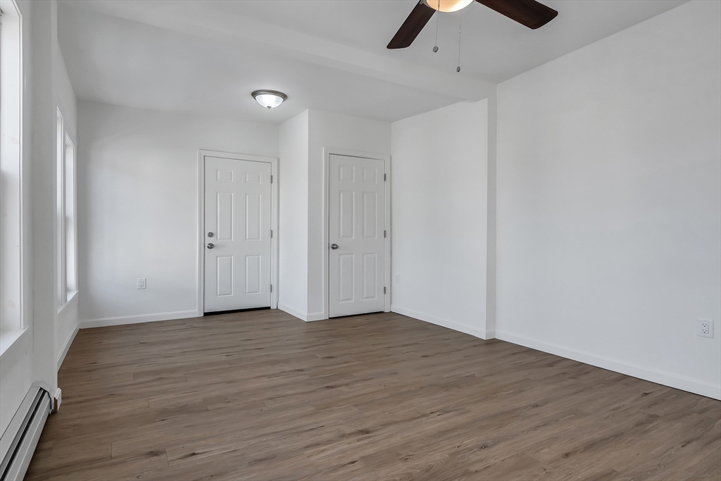 3 bed, 1 bath apartment for rent at 40 Summer St Unit 2, Lawrence — photo 10 of 17