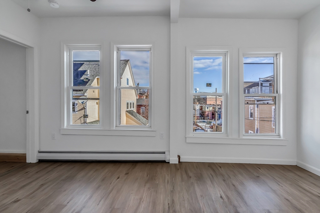 3 bed, 1 bath apartment for rent at 40 Summer St Unit 2, Lawrence — photo 15 of 17