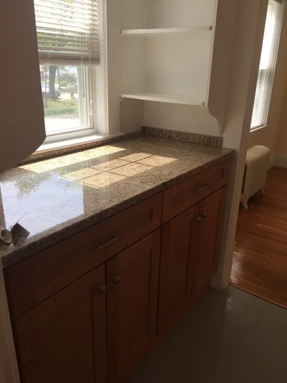 2 bed, 1 bath apartment for rent at 40 Taylor St Unit 1, Quincy — photo 6 of 16