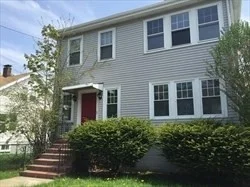 2 bed, 1 bath apartment for rent at 40 Taylor St Unit 1, Quincy