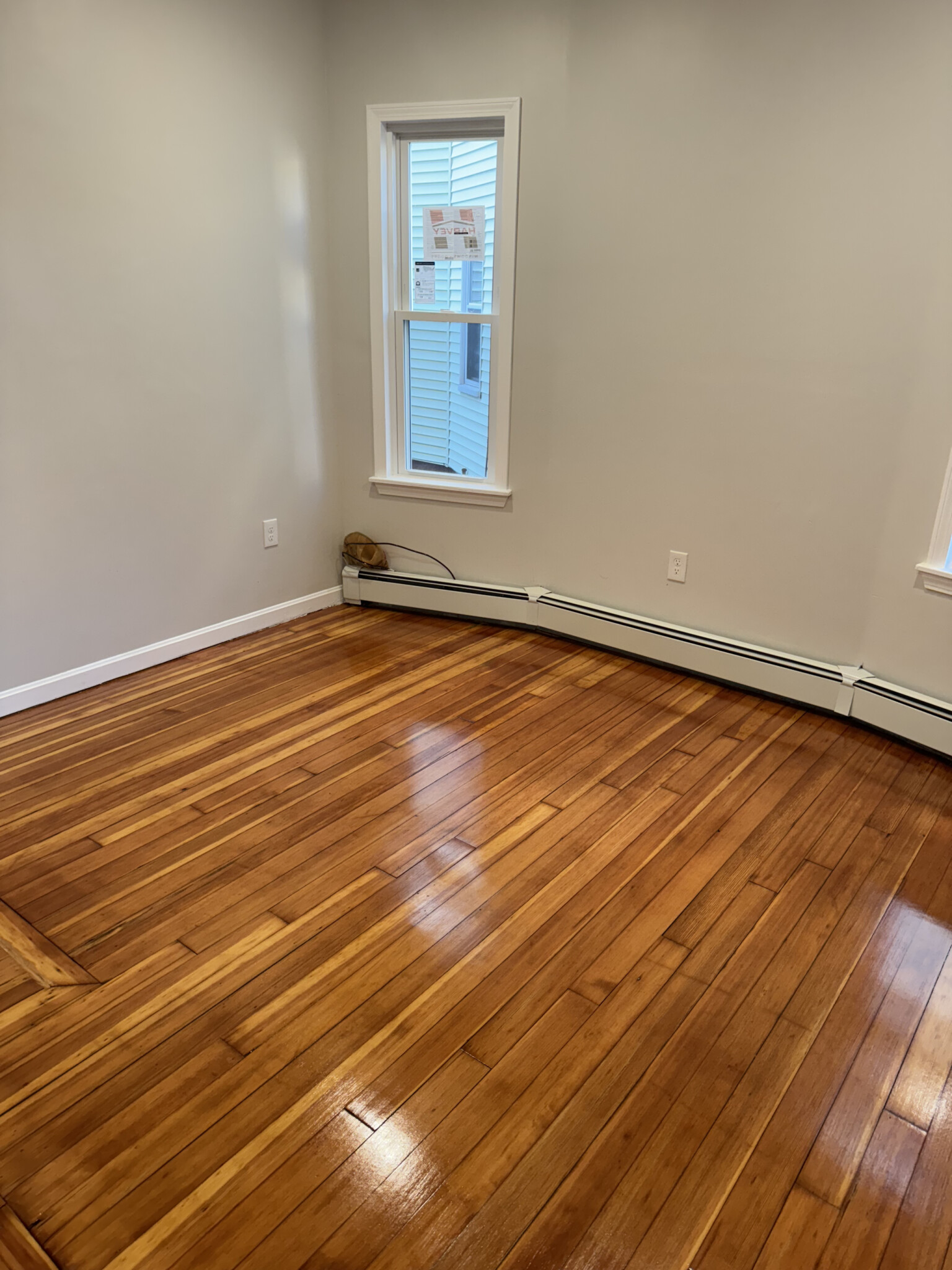 3 bed, 1 bath apartment for rent at 40 Temple St Unit 1, Winter Hill — photo 6 of 23