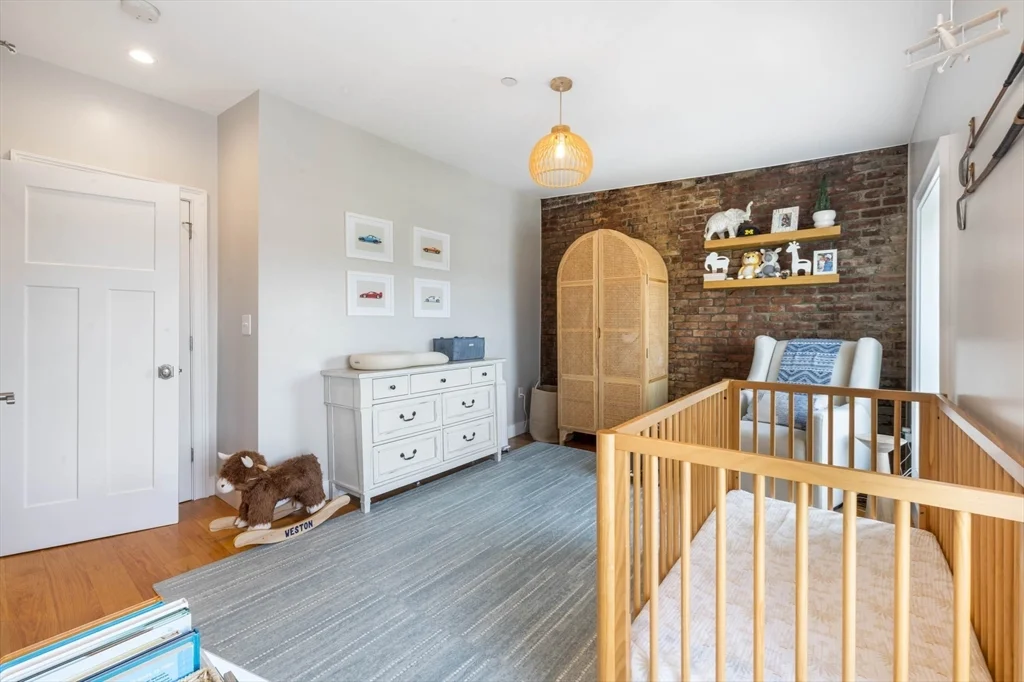 2 bed, 2 bath apartment for rent at 40 Thomas Park Unit 2, South Boston — photo 21 of 30