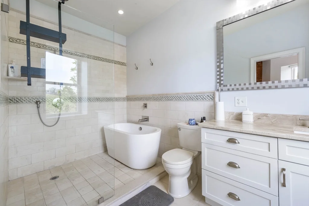 2 bed, 2 bath apartment for rent at 40 Thomas Park Unit 2, South Boston — photo 19 of 30