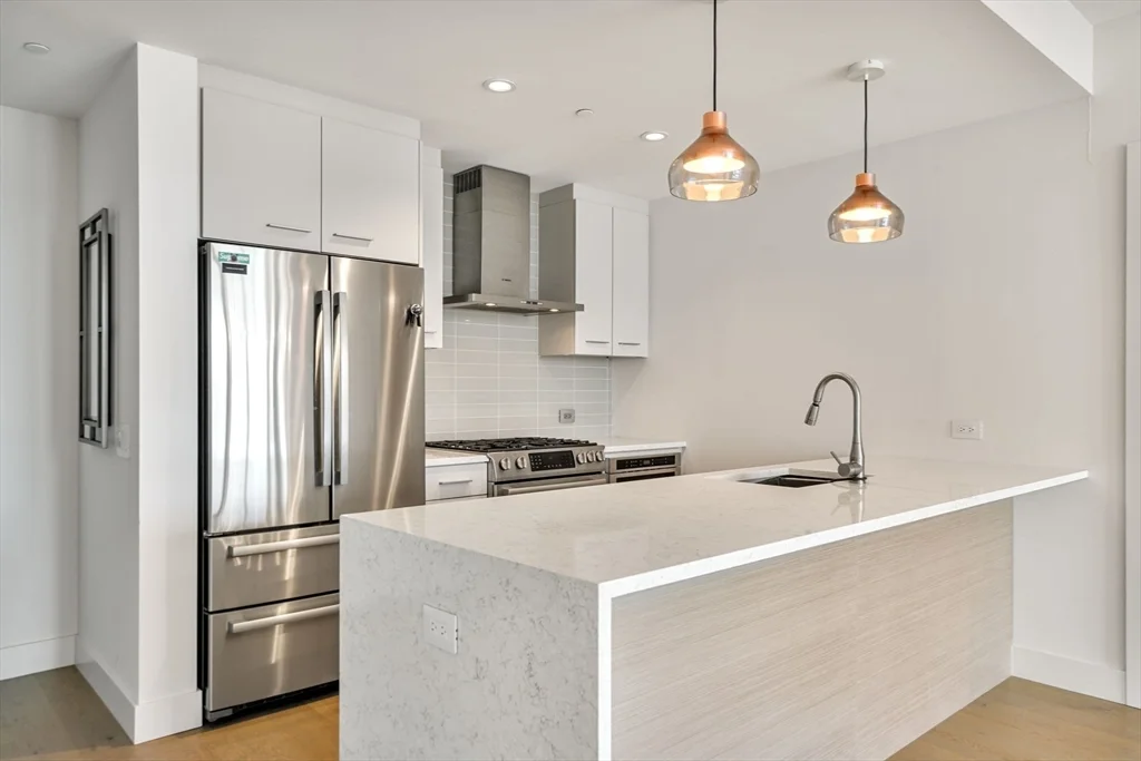 2 bed, 2 bath apartment for rent at 40 Traveler St Unit 502, South End — photo 2 of 30