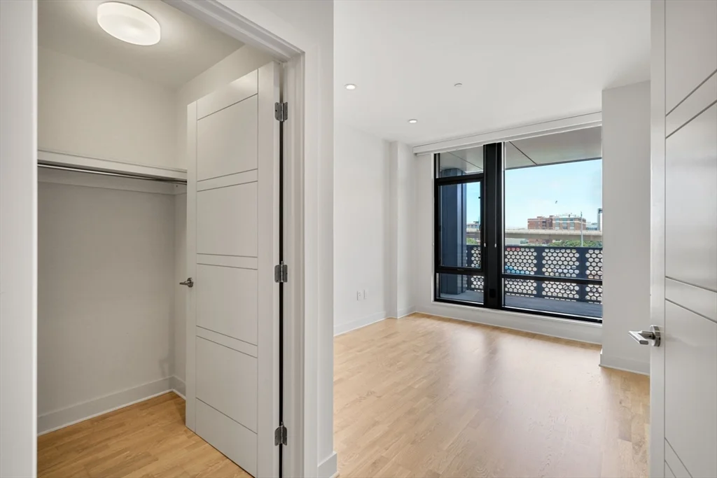 2 bed, 2 bath apartment for rent at 40 Traveler St Unit 502, South End — photo 7 of 30