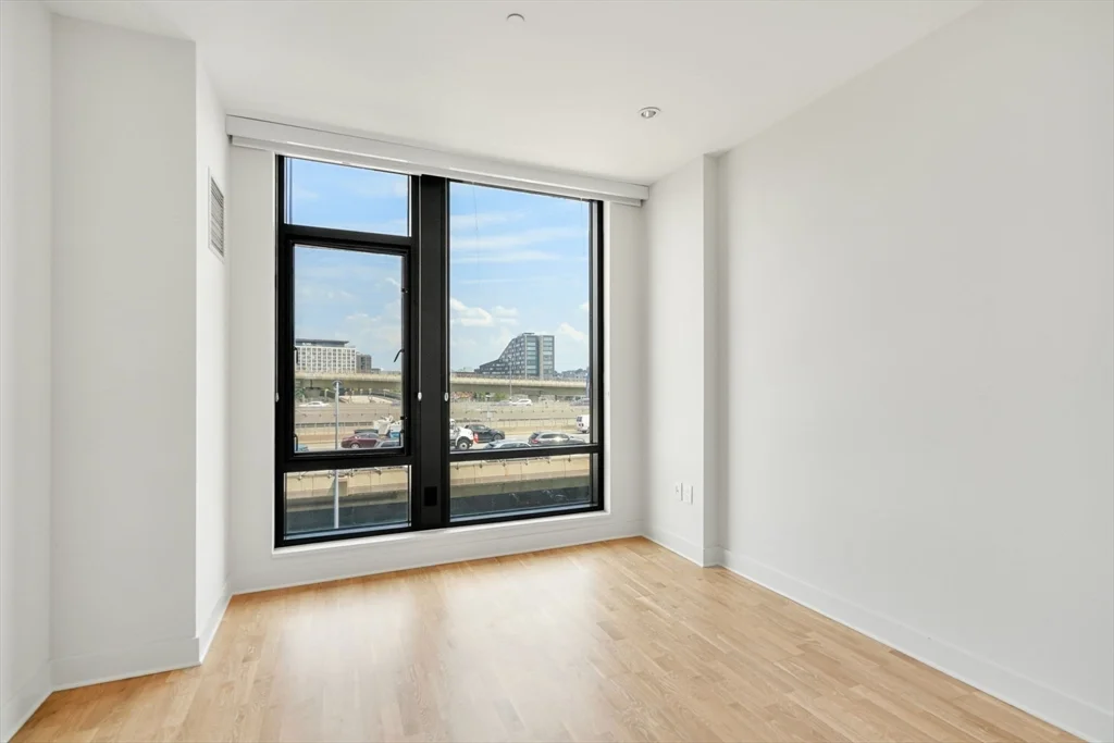 2 bed, 2 bath apartment for rent at 40 Traveler St Unit 502, South End — photo 13 of 30