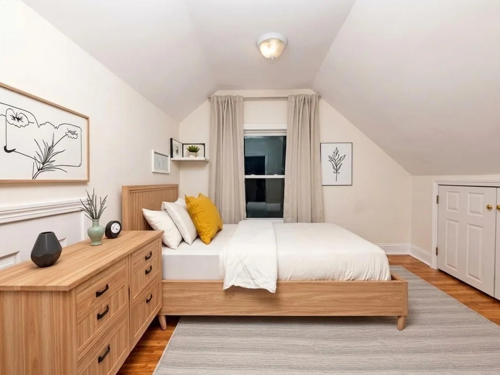 3 bed, 2 bath apartment for rent at 40 Tuttle St Unit 2, Dorchester — photo 8 of 10