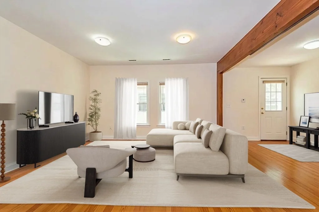 3 bed, 2 bath apartment for rent at 40 Tuttle St Unit 2, Dorchester — photo 3 of 10