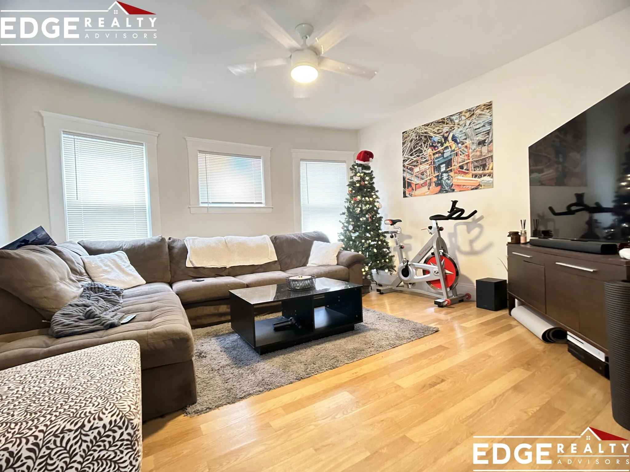 4 bed, 2 bath apartment for rent at 40 Union St Unit 1, Brighton — photo 3 of 9