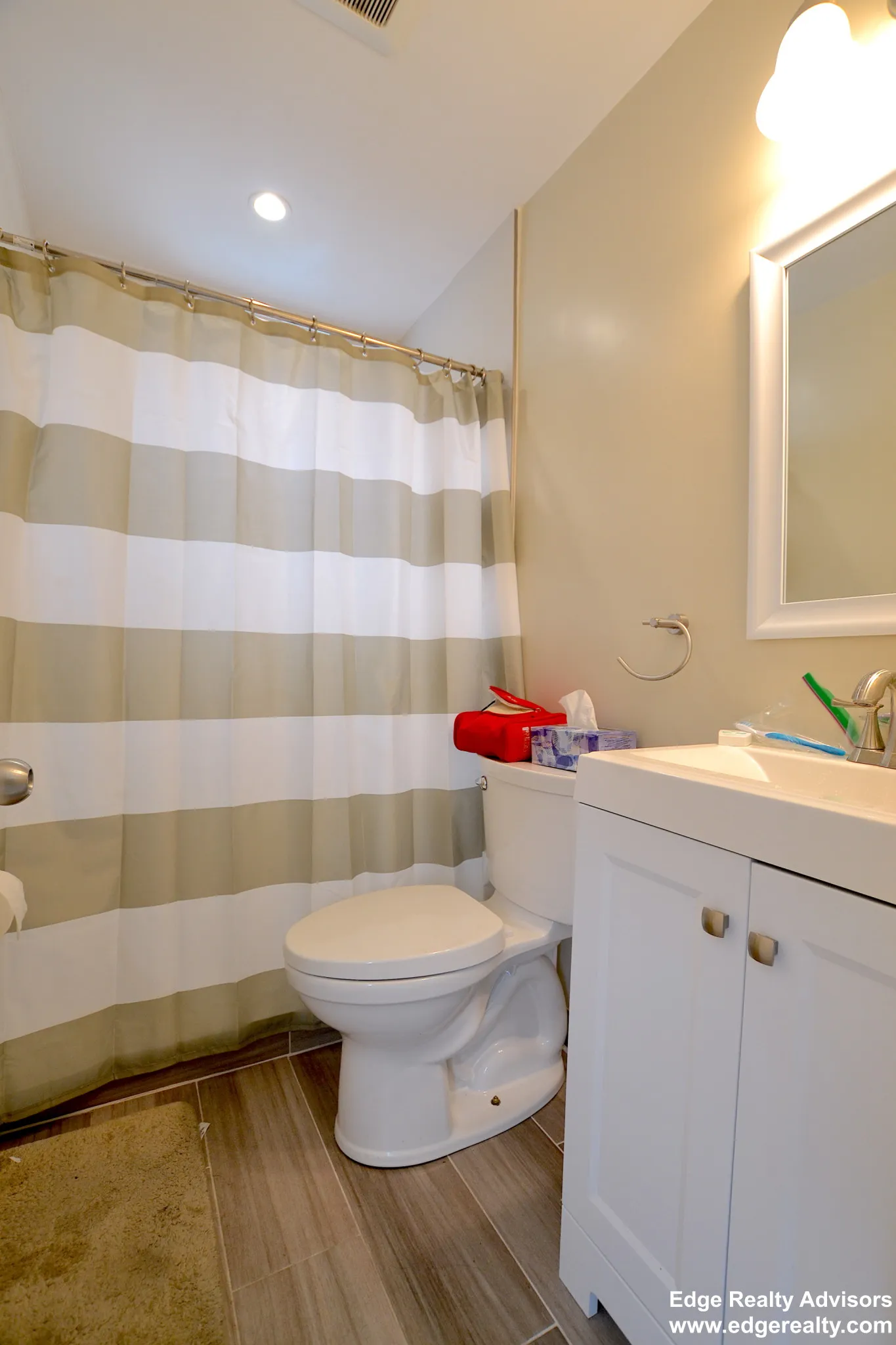 3 bed, 2 bath apartment for rent at 40 Union St Unit 3, Brighton — photo 5 of 10