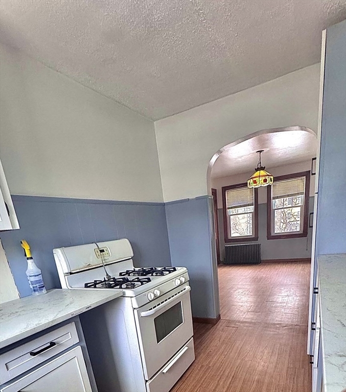 3 bed, 1 bath apartment for rent at 40 Vine St Unit 2, Lawrence — photo 12 of 18