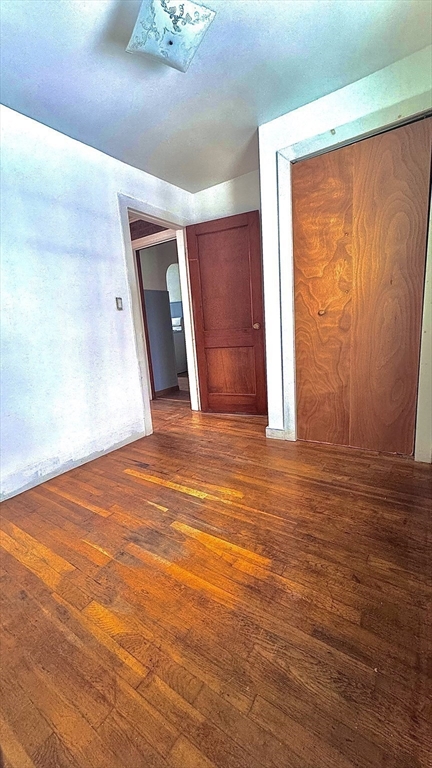 3 bed, 1 bath apartment for rent at 40 Vine St Unit 2, Lawrence — photo 8 of 18