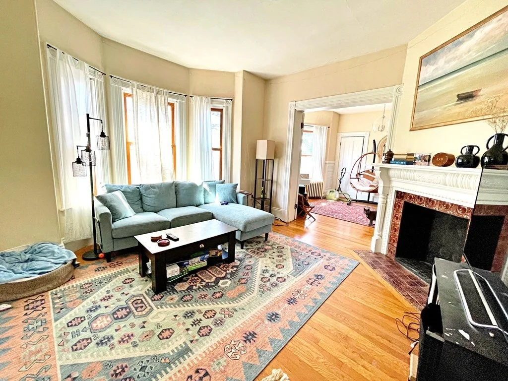 2 bed, 1 bath apartment for rent at 40 W Eagle St Unit 2, East Boston