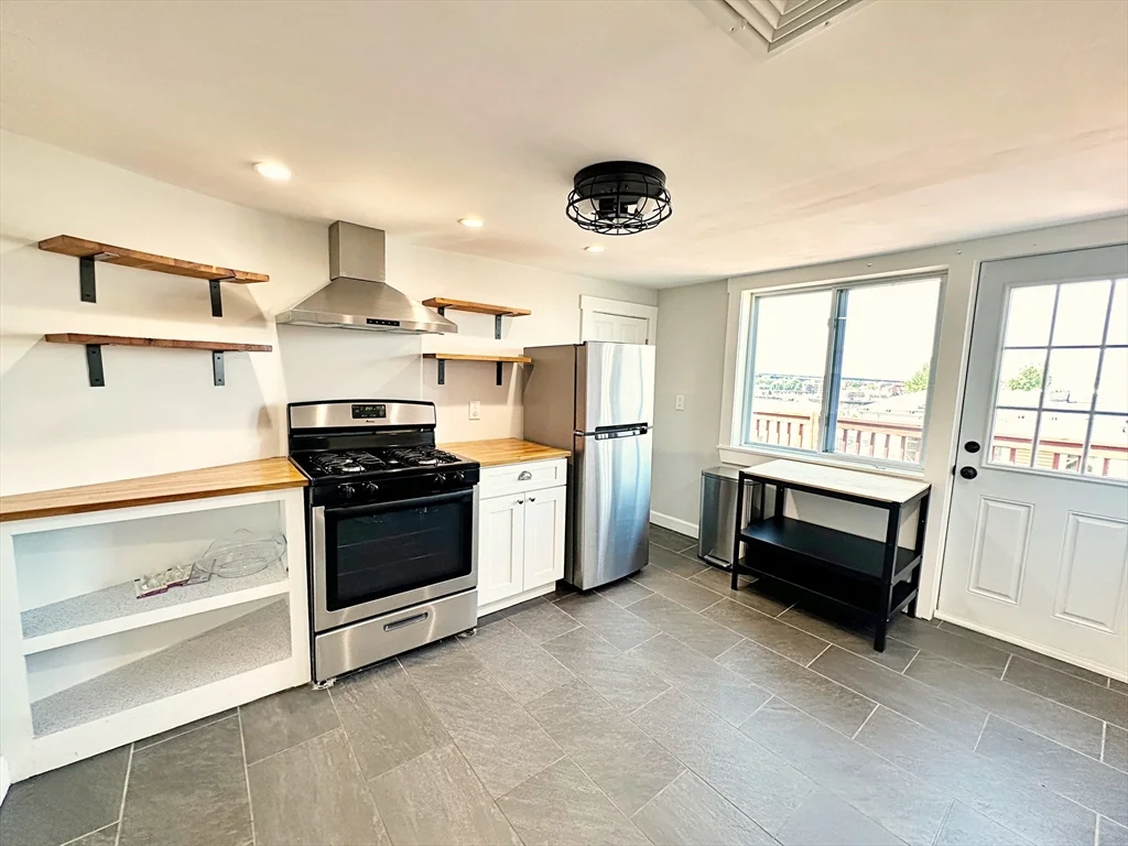 1 bed, 1 bath apartment for rent at 40 W Eagle St Unit 3, East Boston — photo 13 of 20