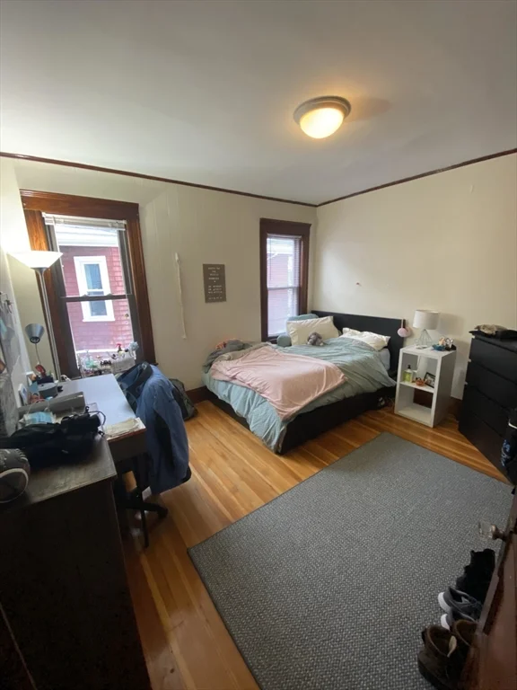 4 bed, 2 bath apartment for rent at 40 Walker Unit 1, Davis Square — photo 14 of 26