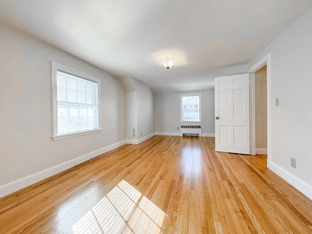 3 bed, 1 bath apartment for rent at 40 Walter St Unit 1, East Lynn — photo 29 of 40