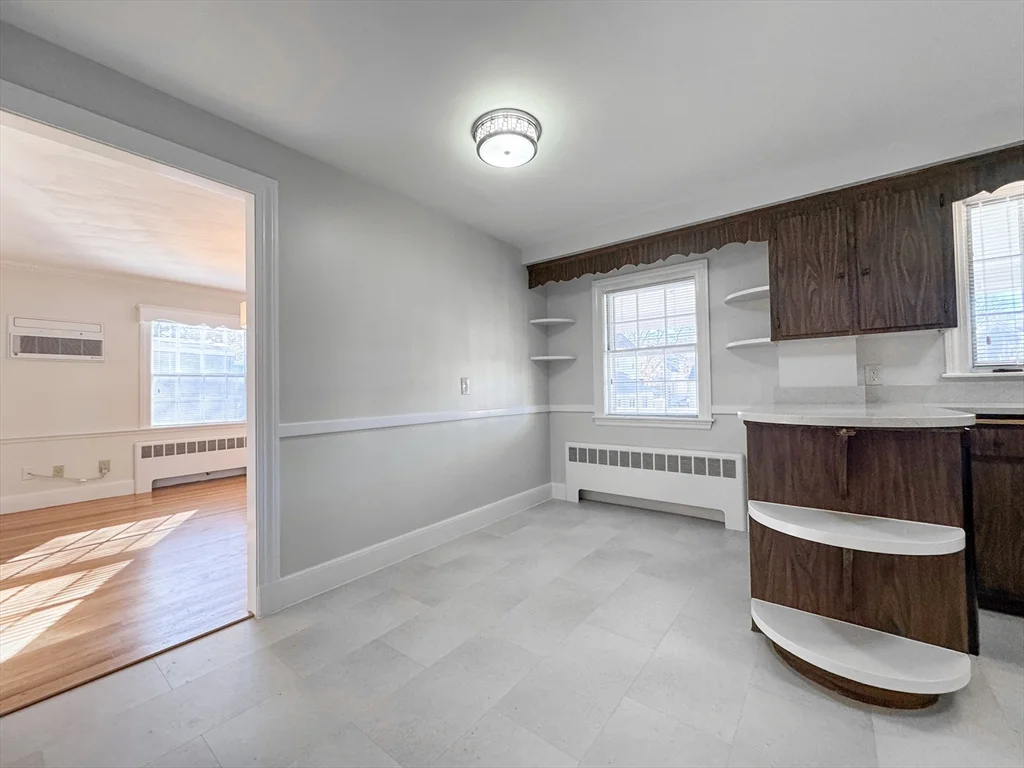 3 bed, 1 bath apartment for rent at 40 Walter St Unit 1, East Lynn — photo 12 of 40