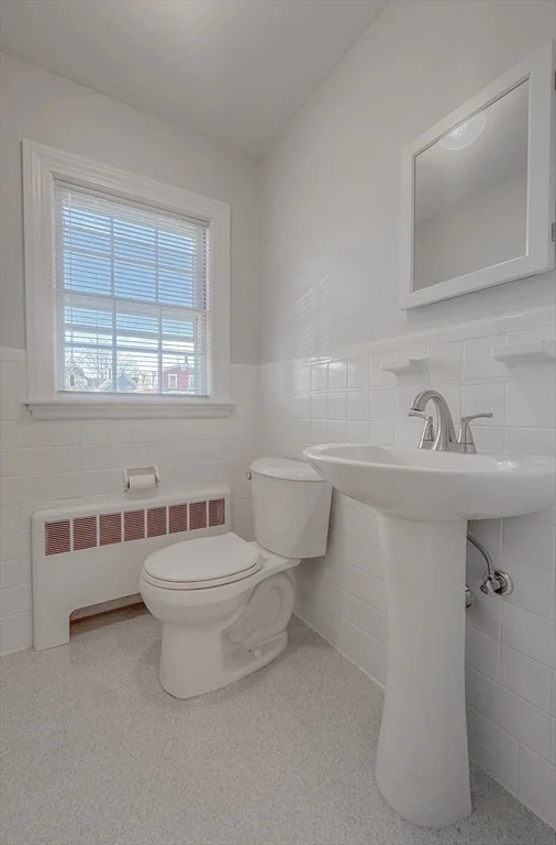 3 bed, 1 bath apartment for rent at 40 Walter St Unit 1, East Lynn — photo 9 of 40