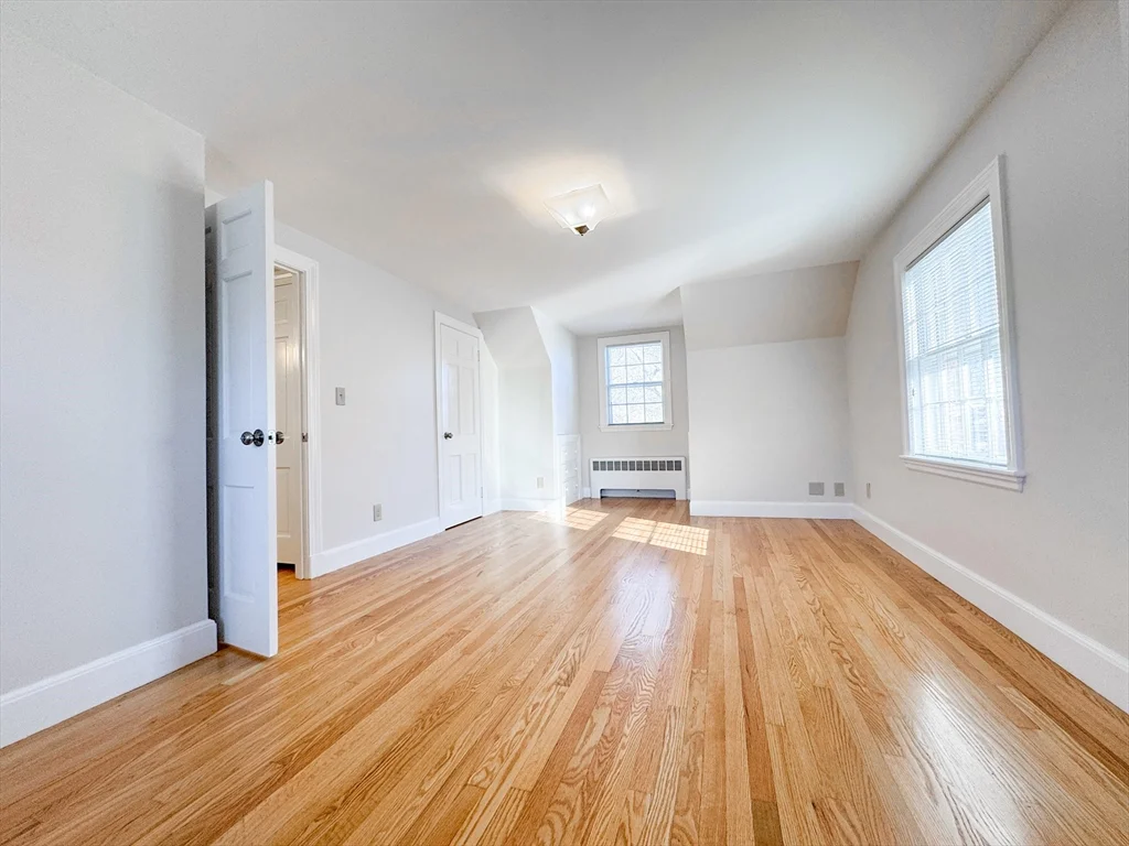 3 bed, 1 bath apartment for rent at 40 Walter St Unit 1, East Lynn — photo 27 of 40
