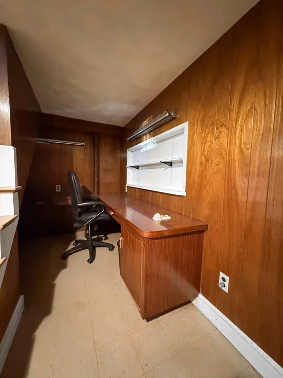 3 bed, 1 bath apartment for rent at 40 Walter St Unit 1, East Lynn — photo 36 of 40