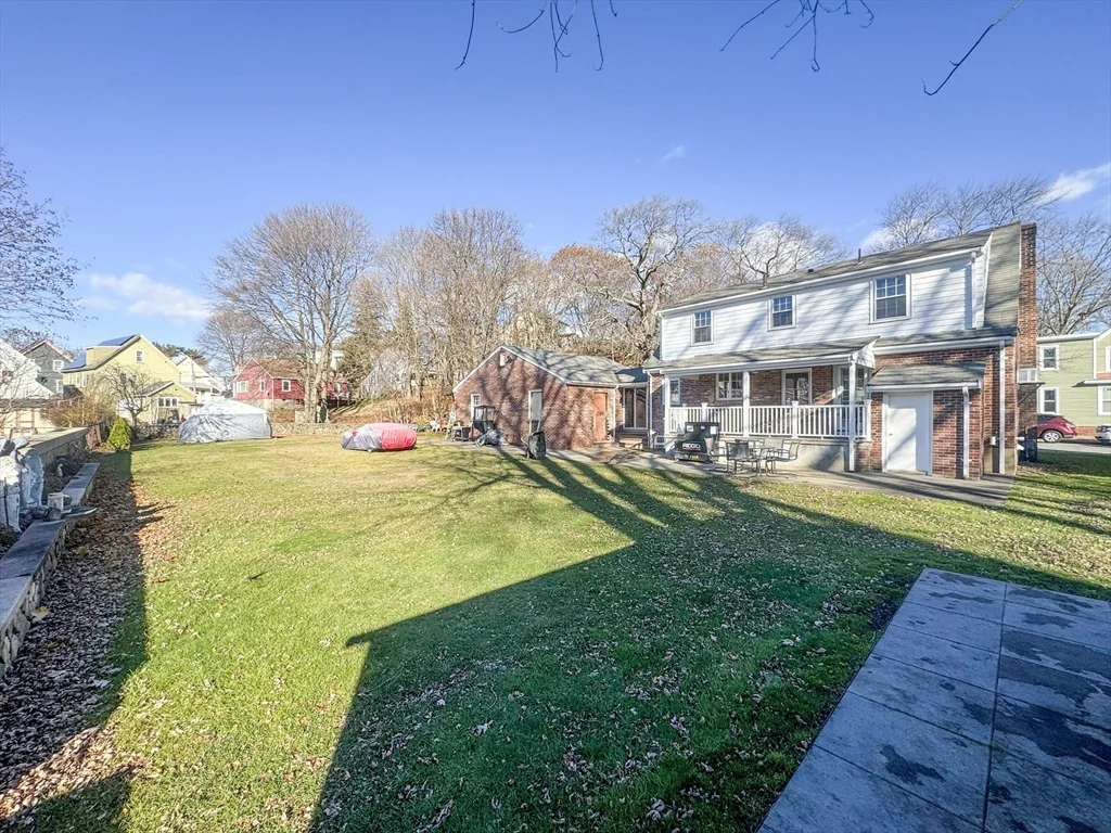 3 bed, 1 bath apartment for rent at 40 Walter St Unit 1, East Lynn — photo 3 of 40