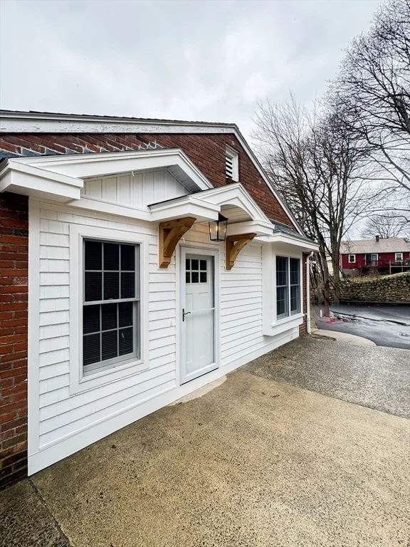 2 bed, 1 bath apartment for rent at 40 Walter St Unit A, East Lynn — photo 21 of 25