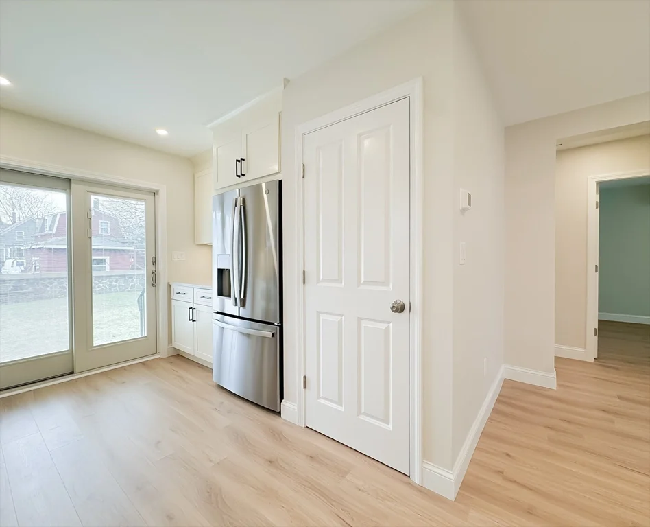 2 bed, 1 bath apartment for rent at 40 Walter St Unit A, East Lynn — photo 15 of 25