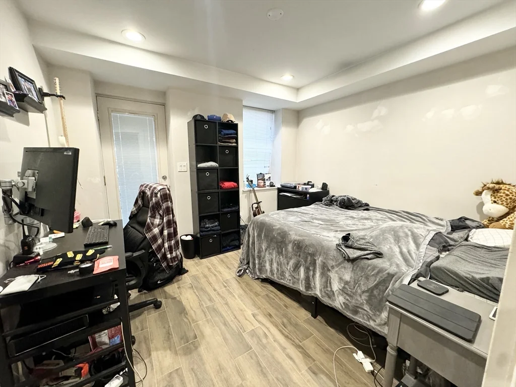 4 bed, 3 bath apartment for rent at 40 Washburn Unit 1, Dorchester — photo 7 of 16