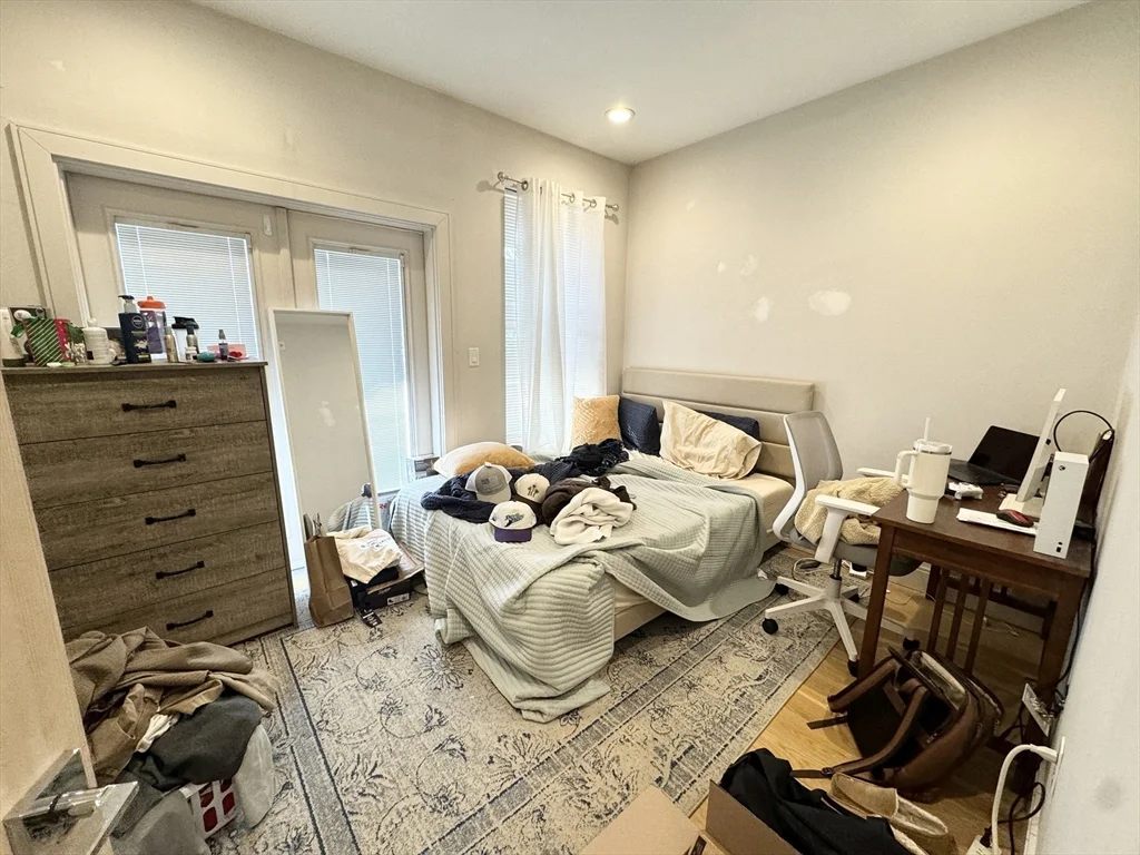 4 bed, 3 bath apartment for rent at 40 Washburn Unit 1, Dorchester — photo 5 of 16