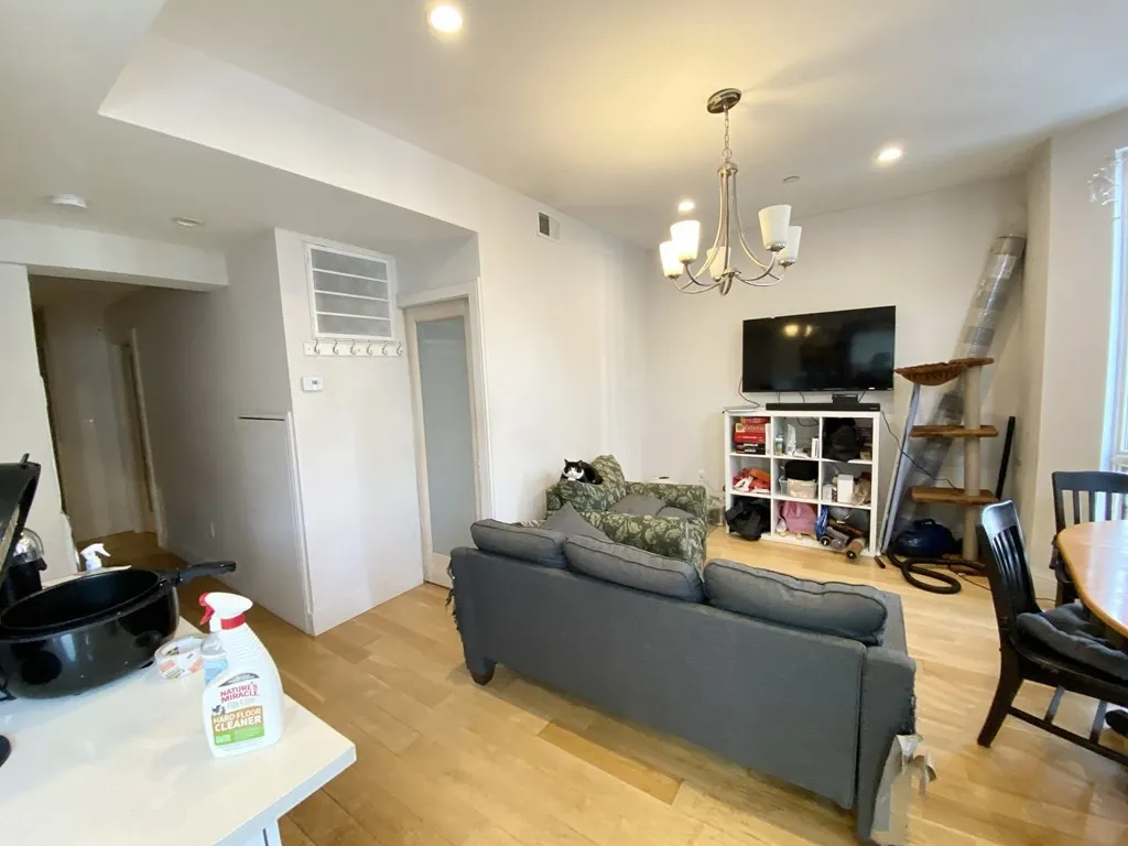 4 bed, 2 bath apartment for rent at 40 Washburn Unit 2, Dorchester — photo 3 of 12
