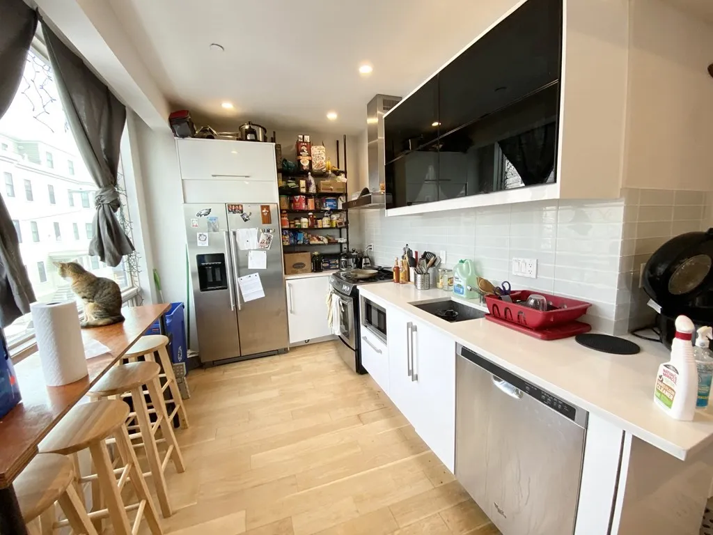 4 bed, 2 bath apartment for rent at 40 Washburn Unit 2, Dorchester — photo 1 of 12