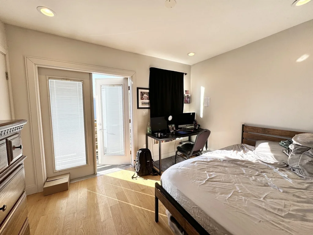 4 bed, 3 bath apartment for rent at 40 Washburn Unit 3, Dorchester — photo 5 of 10