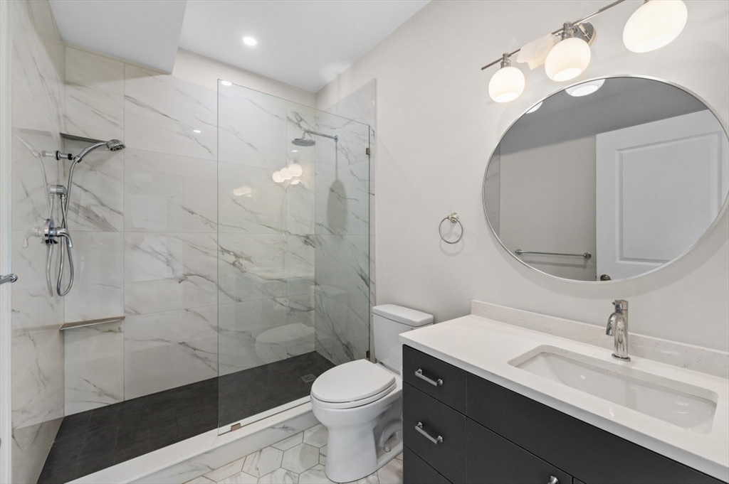 4 bed, 3 bath apartment for rent at 40 Waverly Unit 2, Brighton — photo 12 of 16
