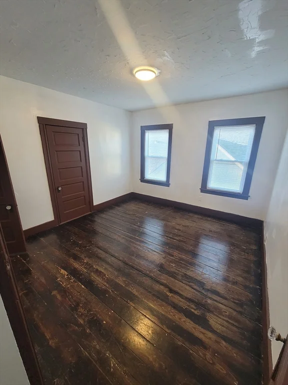 3 bed, 1 bath apartment for rent at 40 Whitcomb St Unit 3, Worcester — photo 14 of 16