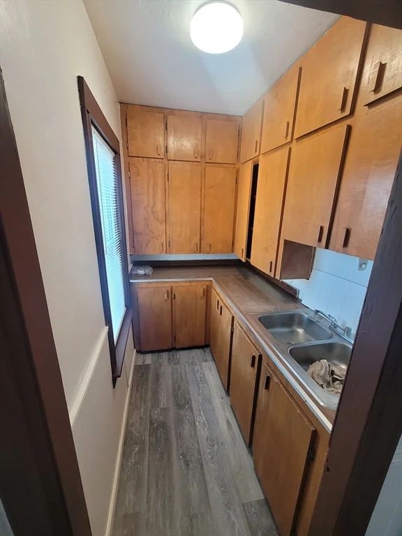 3 bed, 1 bath apartment for rent at 40 Whitcomb St Unit 3, Worcester — photo 7 of 16