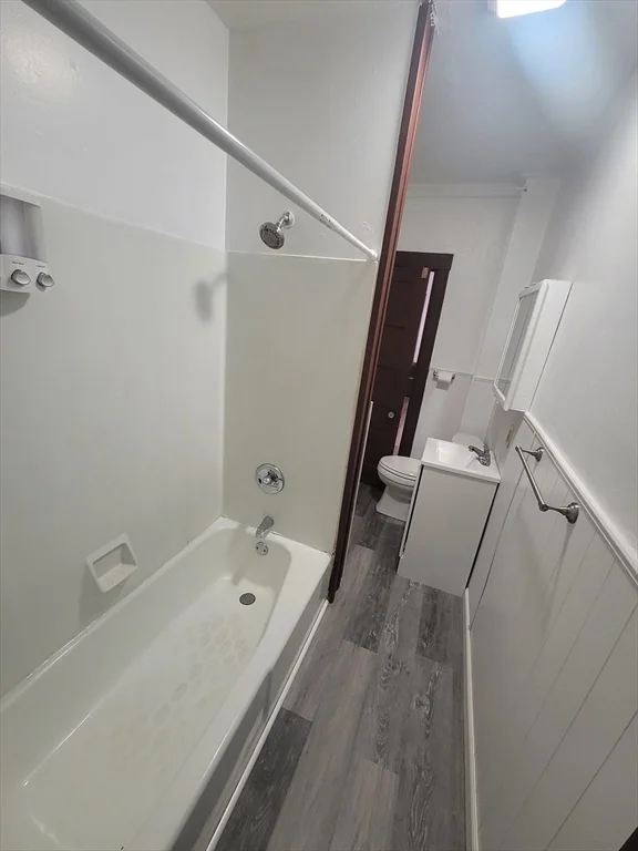 3 bed, 1 bath apartment for rent at 40 Whitcomb St Unit 3, Worcester — photo 9 of 16