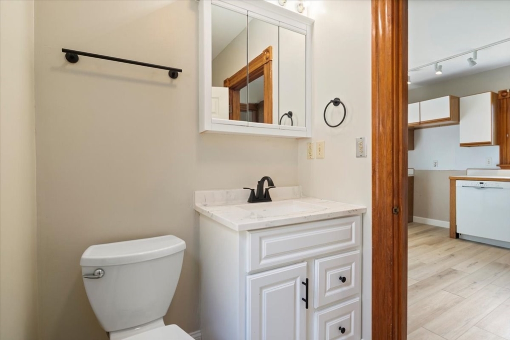 2 bed, 1 bath apartment for rent at 40 Whitehall St Unit 2, East Dedham — photo 13 of 37