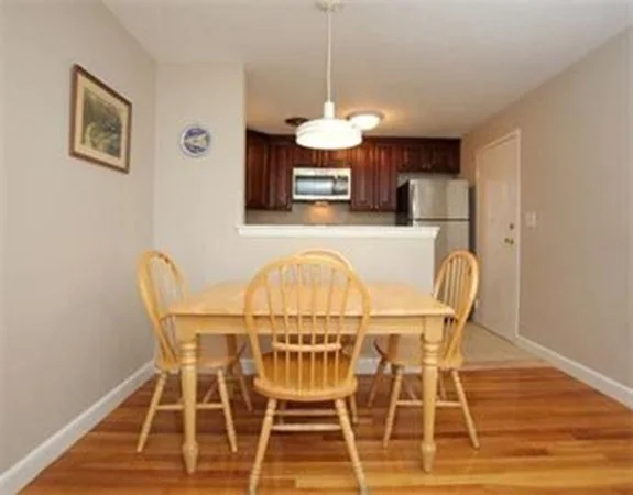 2 bed, 1 bath apartment for rent at 40 Whitman Rd Unit 2-3, Warrendale — photo 6 of 13