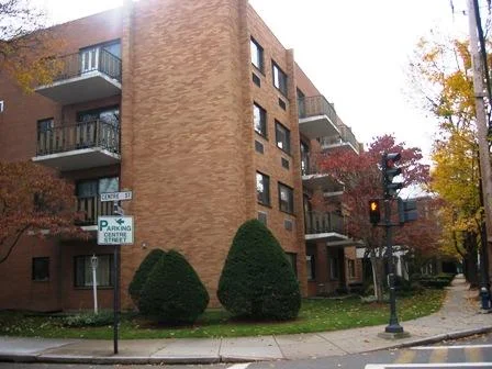 2 bed, 1 bath apartment for rent at 40 Williams St Unit 105, Coolidge Corner — photo 6 of 7