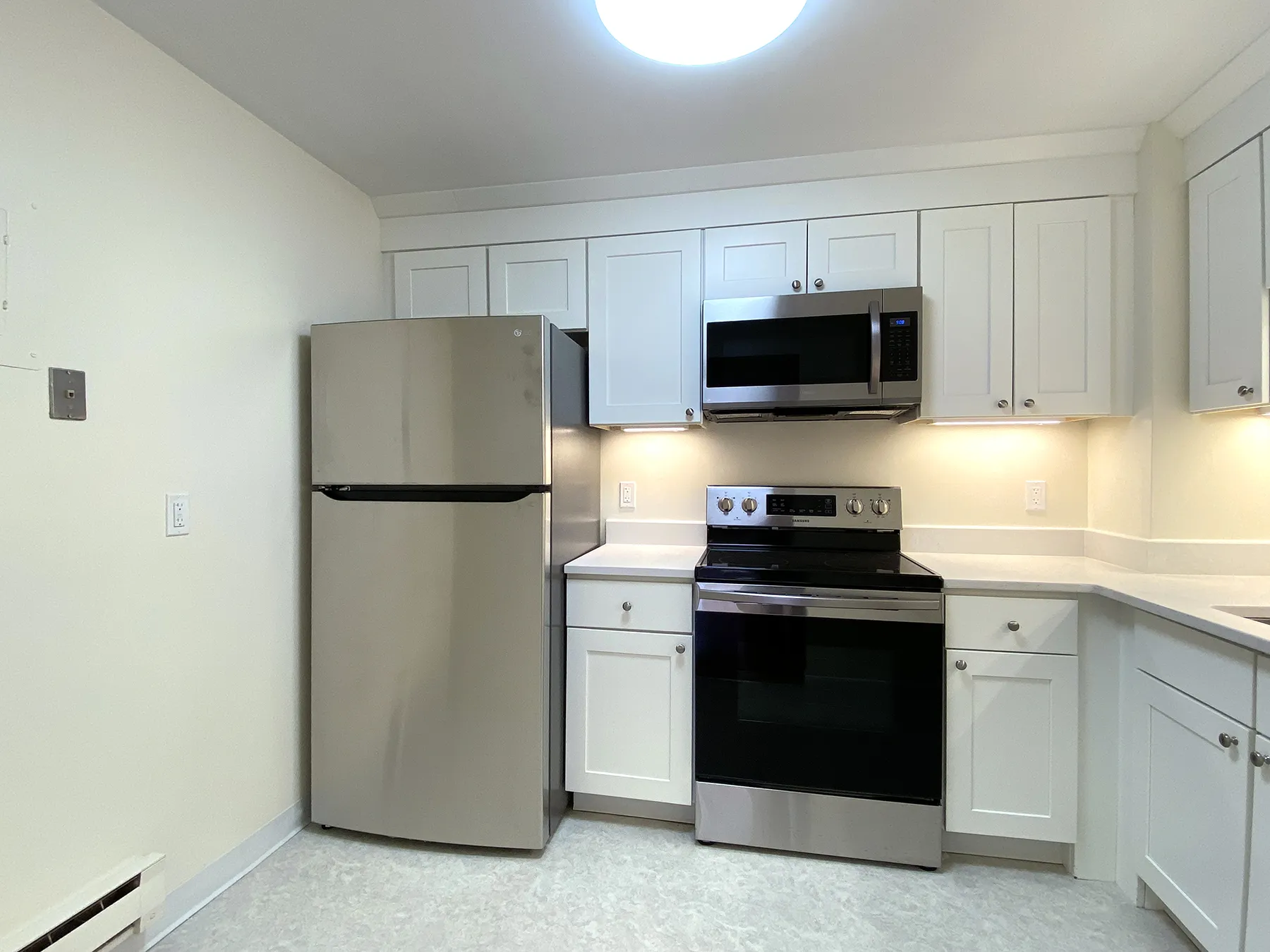 1 bed, 1 bath apartment for rent at 40 Williams St Unit 404, North Brookline