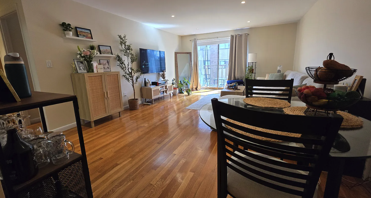 1 bed, 1 bath apartment for rent at 40 Williams St Unit 44, North Brookline