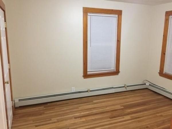 4 bed, 1 bath apartment for rent at 40 Winter St Unit 1, Boston — photo 9 of 12