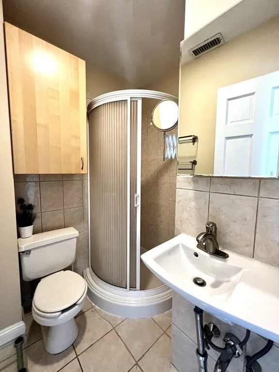 2 bed, 2 bath apartment for rent at 40 Winter St Unit 3, East Cambridge — photo 11 of 12