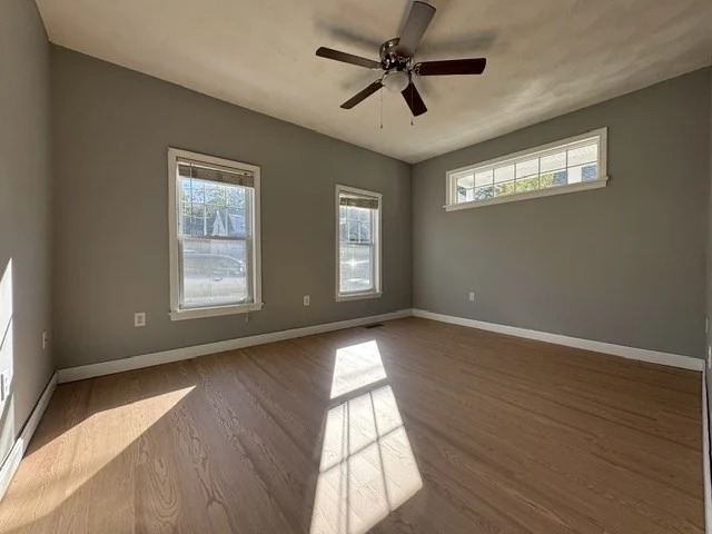 2 bed, 1 bath apartment for rent at 40 Wright St Unit 1, Stoneham — photo 4 of 8