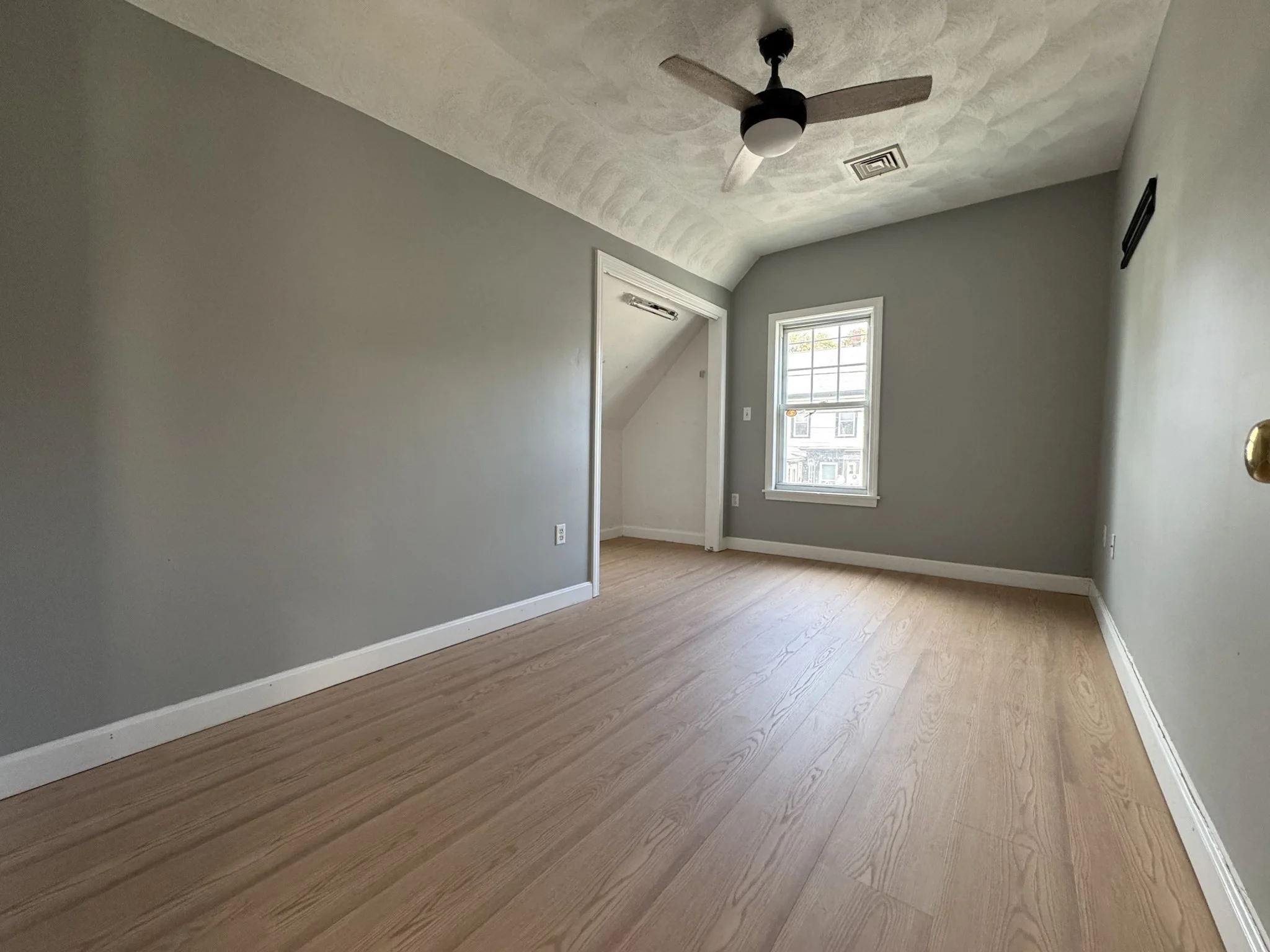 3 bed, 1 bath apartment for rent at 40 Wright St Unit 2, Stoneham — photo 7 of 27
