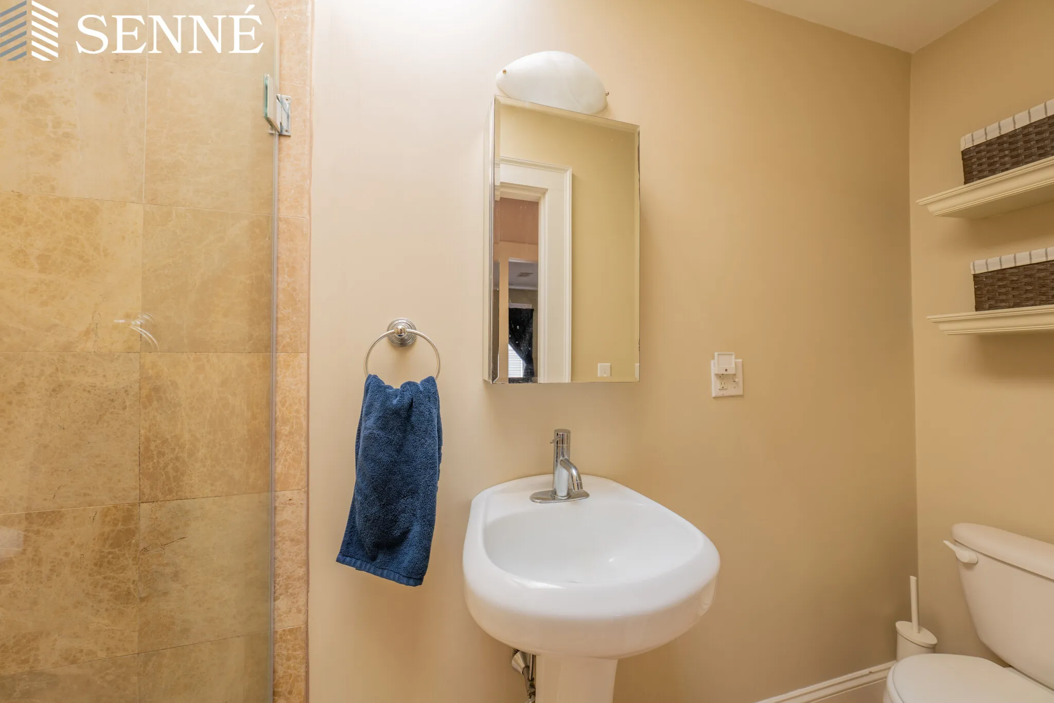 2 bed, 1 bath apartment for rent at 40 Wyatt St, Spring Hill — photo 4 of 10