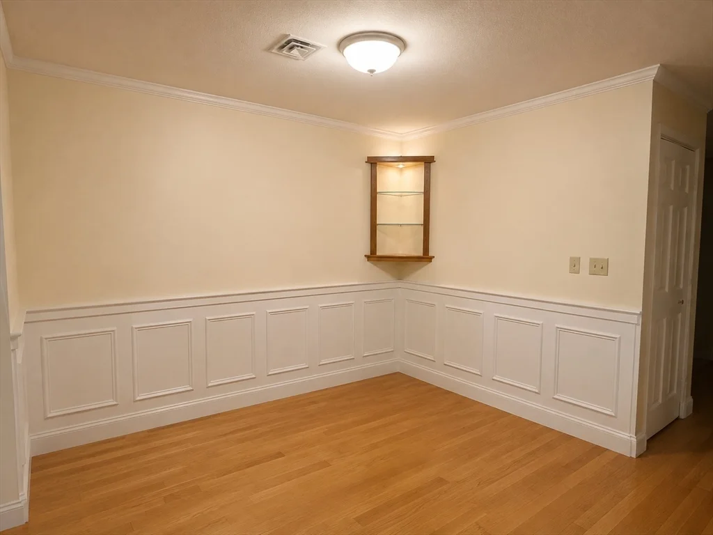 3 bed, 2 bath apartment for rent at 400 Brookside Unit F, Andover — photo 3 of 10