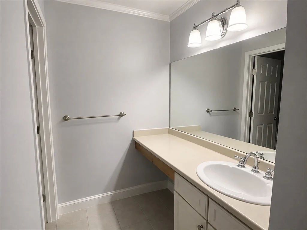 3 bed, 2 bath apartment for rent at 400 Brookside Unit F, Andover — photo 7 of 10