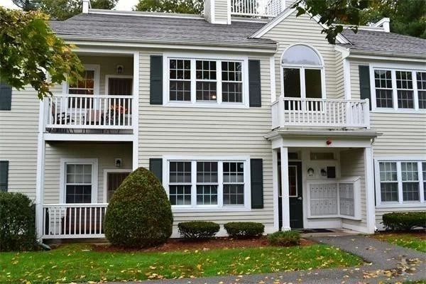 3 bed, 2 bath apartment for rent at 400 Brookside Unit F, Andover — photo 1 of 10